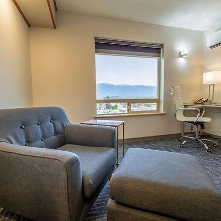 Quality Inn Sunshine Suites Terrace Exteriör bild