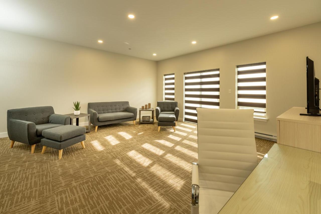 Quality Inn Sunshine Suites Terrace Exteriör bild