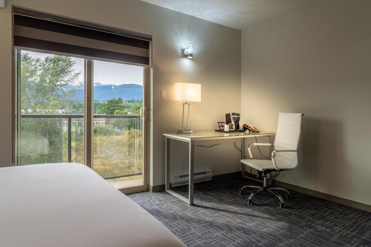 Quality Inn Sunshine Suites Terrace Exteriör bild